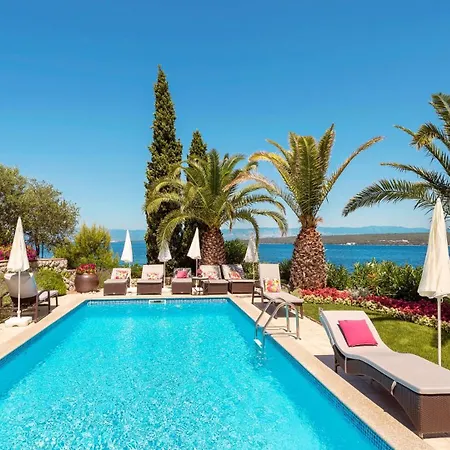 Palace Clara 3 Island Krk By Daire Malinska
